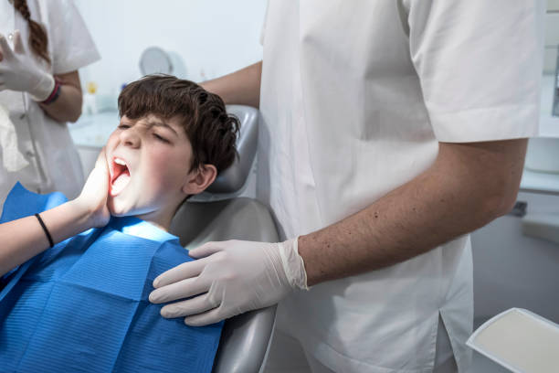 Best Broken Tooth Emergency  in Freeburg, IL