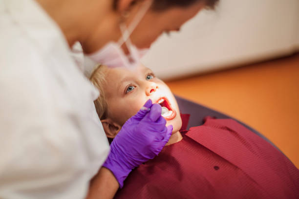 Best Dentist for Tooth Abscess  in Freeburg, IL